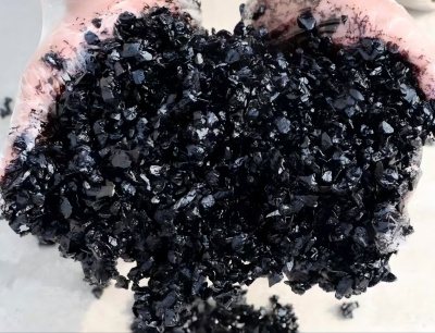 临渭沥青冷补料（沥青砂）的优势特点与施工流程解析